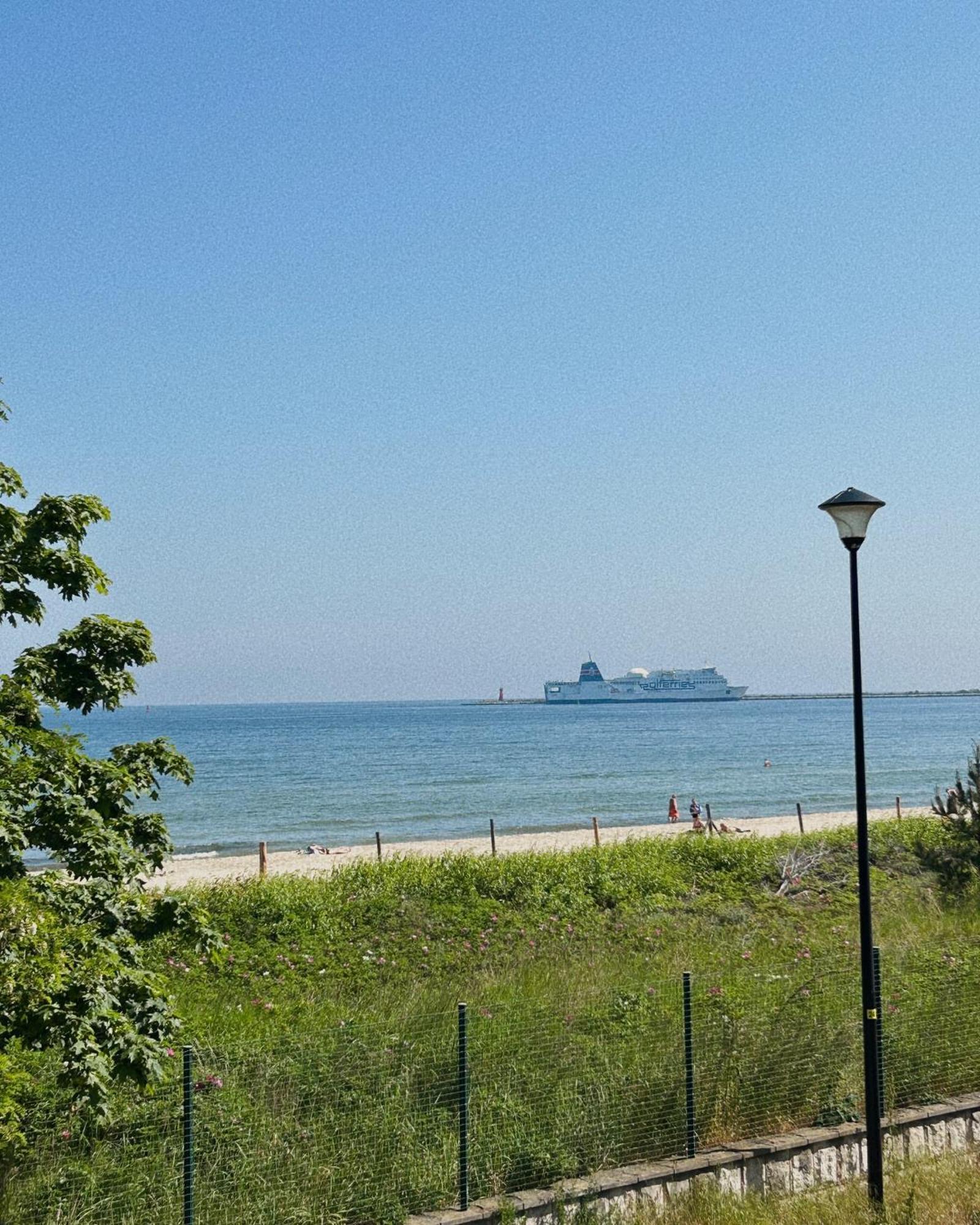 Nalu Beach - Luksusowe Domki Na Plazy غدانسك المظهر الخارجي الصورة